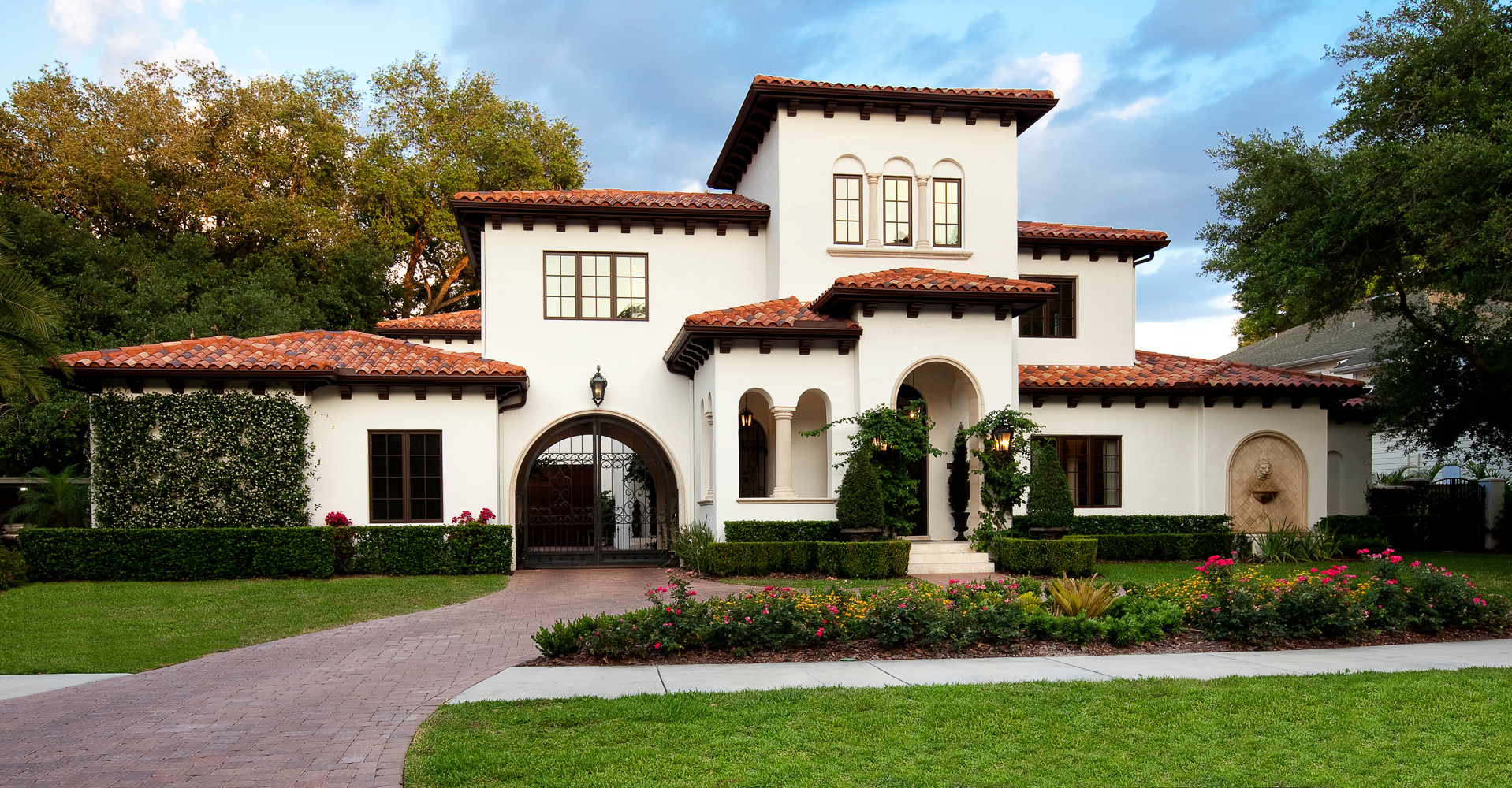 Aralıq dənizi eksteryer — 2025 10